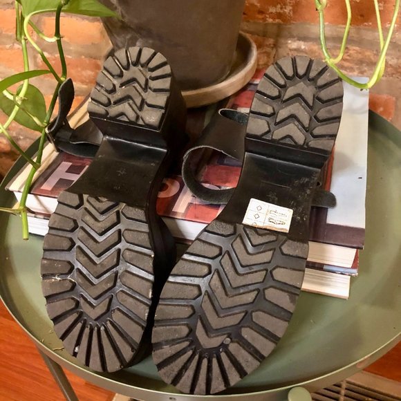 Block heel sandal - Picture 5 of 5